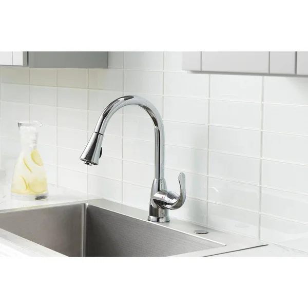 Glacier Bay Market Single-Handle Pull-Down Sprayer Kitchen Faucet in Chrome