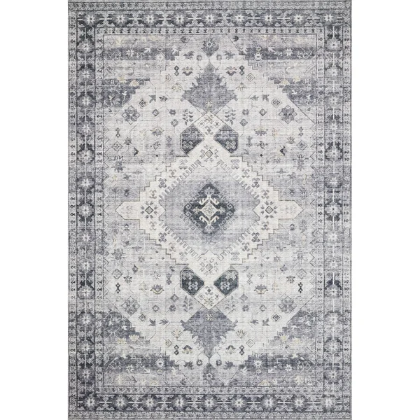 Alexander Home Leanne Traditional Distressed Printed Area Rug, Adult Unisex, Size: 7&6 x 9&6, Red