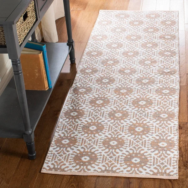 Safavieh Montauk MTK612D Area Rug Orange - Ivory 5& x 8& Rectangle