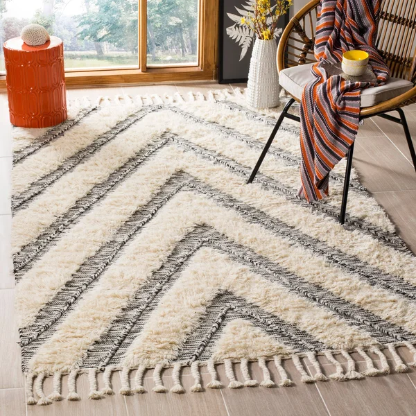 Safavieh Kenya KNY901H 9&0x22 x 12&0x22 Black - Ivory Area Rug