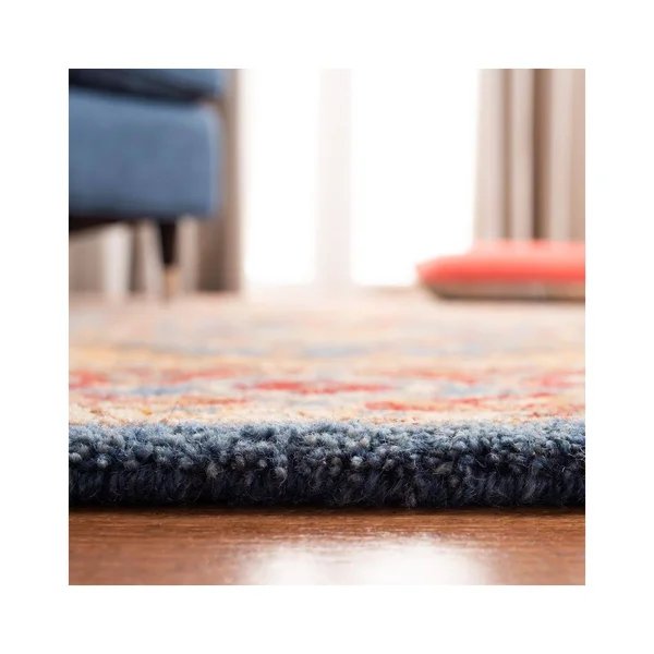 Safavieh Antiquity Rug Collection AT521Q - Red - Blue - 4& x 6&