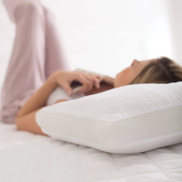 Silentnight Airmax Pillow - White