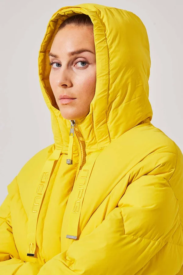 Stratosphere Down Filled Slouchy Puffer Jacket – MPG Sport Primary Yellow, M