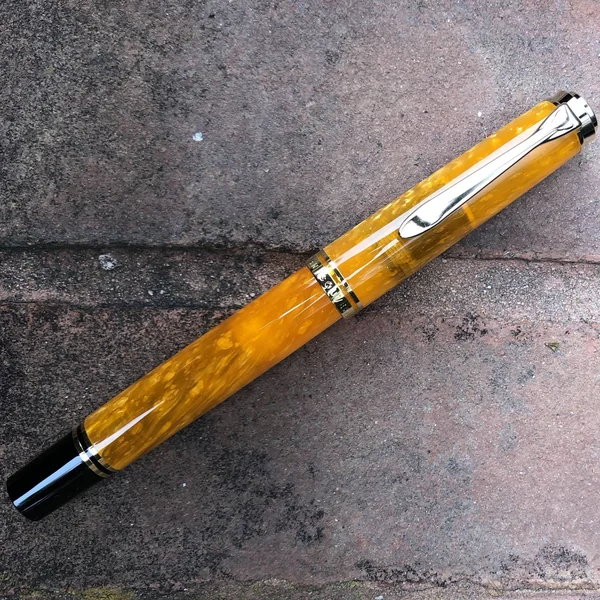 Pelikan Souveran M600 Fountain Pen Vibrant Orange Special Edition Fine