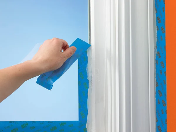 ScotchBlue Painter&s Tape Trim and Baseboards with Edge-Lock - 0.94 inch x 60 yds, 3 Rolls/Pack