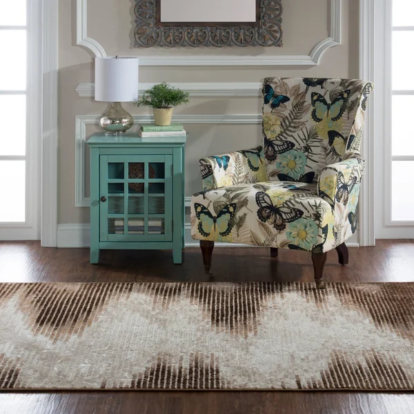 Linon Evolution Trellis 5& x 7&6x22 Zig Zag Rug in Beige and Brown