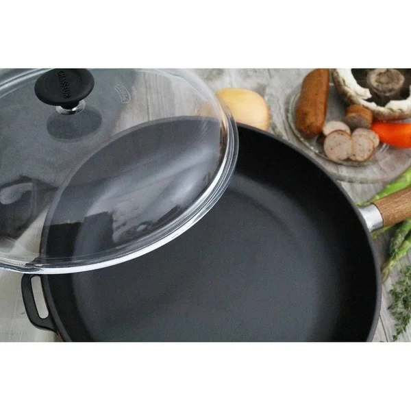 Chasseur 11-inch Red French Enameled Cast Iron Fry Pan with Wooden Handle and Glass Lid