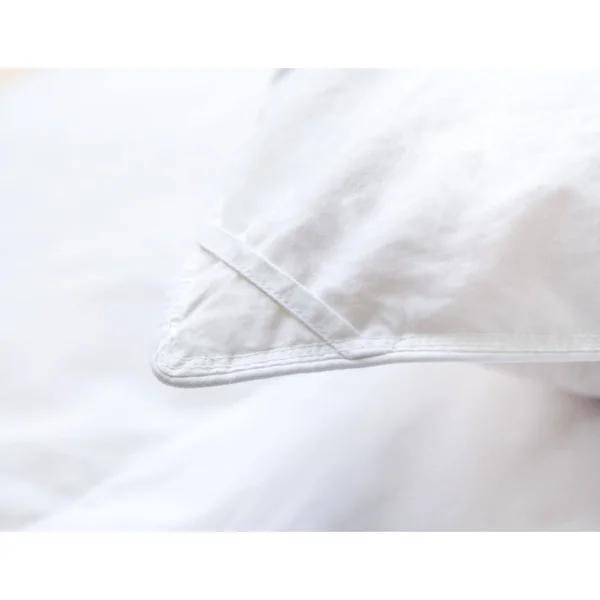 Highland Feather 600 Loft White Down Cordoba Duvet/Comforter Summer|All Season|Winter 233TC Casing with Corner Ties - Summer/Que