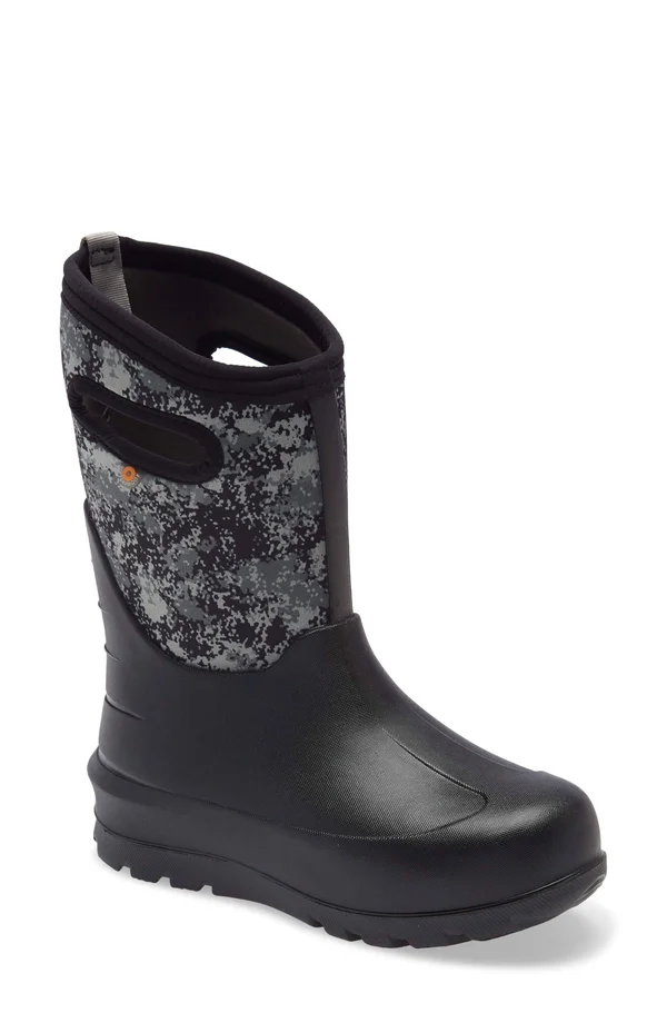 Bogs Neo-Classic Micro Camo Winter Boots for Kids Black Multi 4