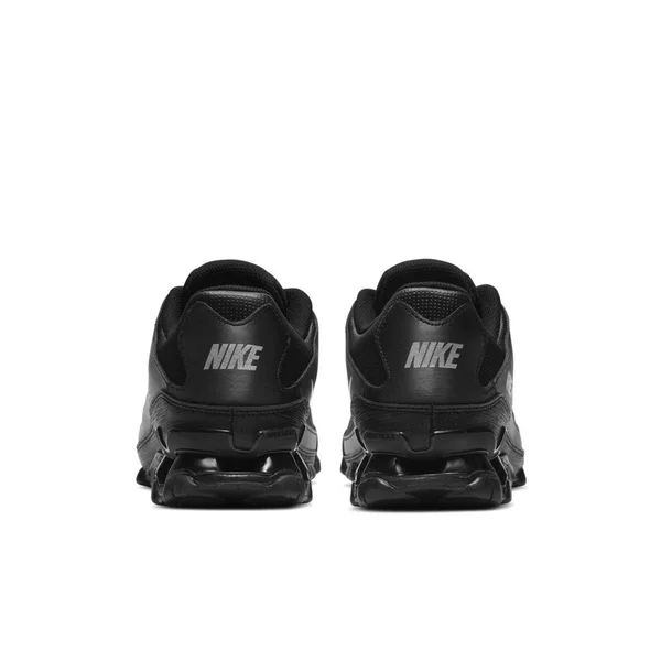 Nike Reax 8 TR Men's Training Shoes in Black - Size: 10.5, 621716-018