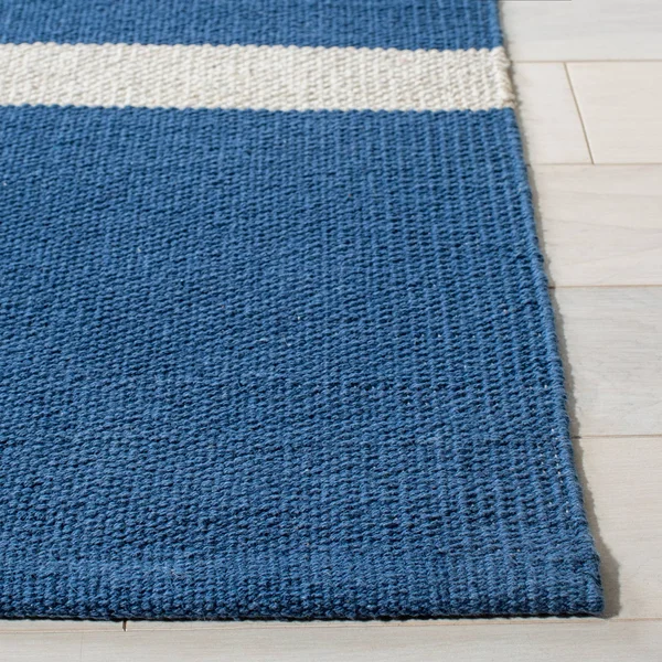 Safavieh Montauk MTK311 Rug 4&x6& Rug