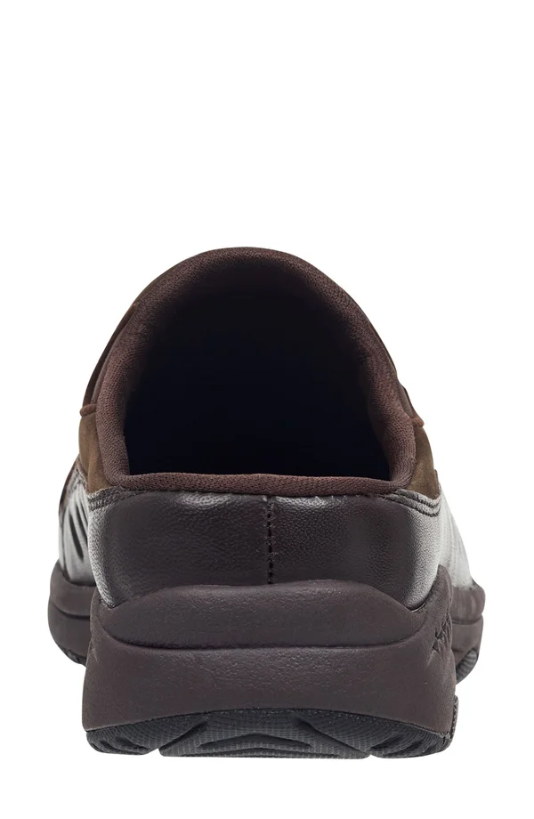 Women's Easy Spirit Traveltime Sneaker - Size 7.5 N - Brown