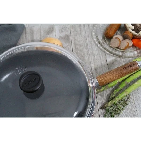 Chasseur 11-inch Red French Enameled Cast Iron Fry Pan with Wooden Handle and Glass Lid