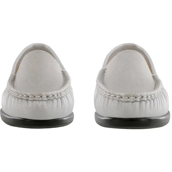 SAS Women's Simplify Silver Cloud 8 Wide