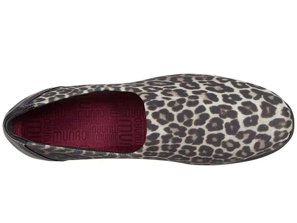 Munro Traveler Leopard, 10.5, M