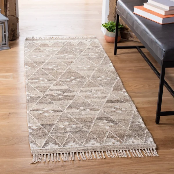 Safavieh Natural Kilim NKM316B Natural - Ivory 10& x 14& Area Rug