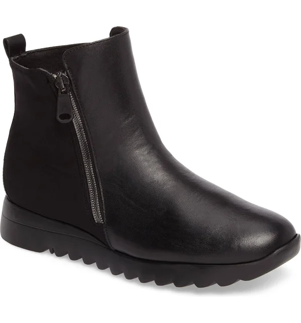 Munro Women's Ashcroft - Black Nubuck Size: 13 M