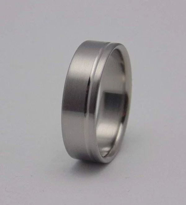 Titanium with Polished Groove Wedding Ring 13 - 6mm