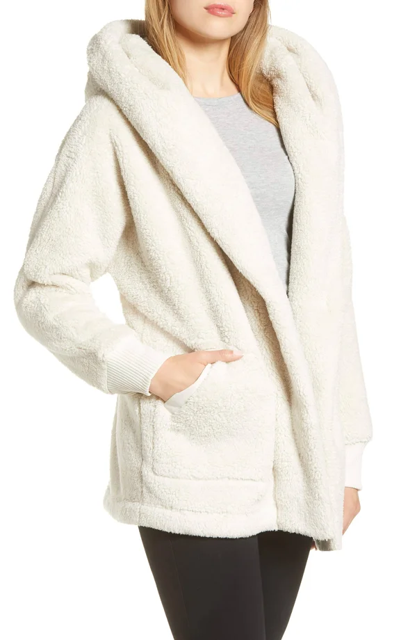 The North Face Women's Campshire Fleece Wrap: Vintage White