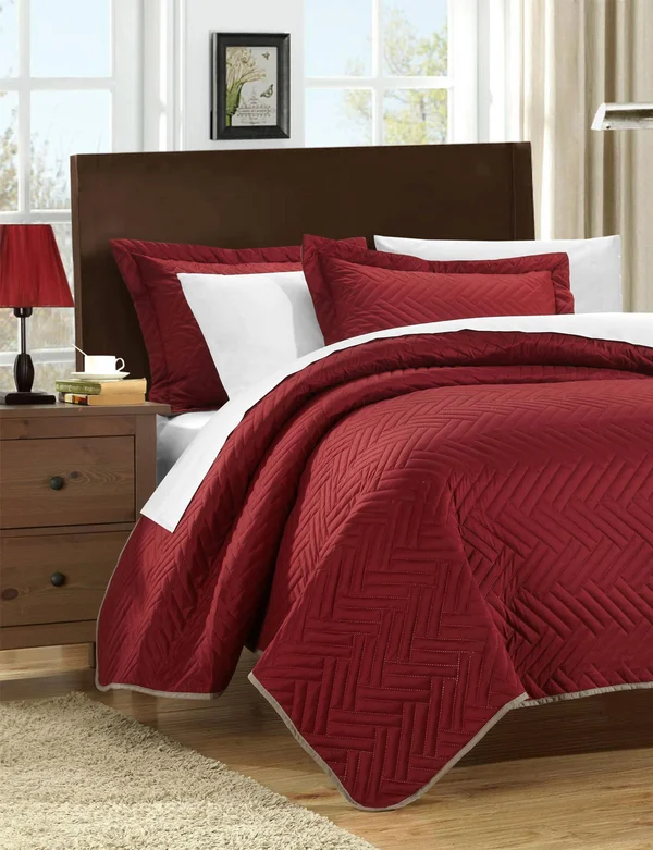 Chic Home Cupertino Herringbone Reversible 7-Piece Quilt Set, Color: Red/Size: Queen