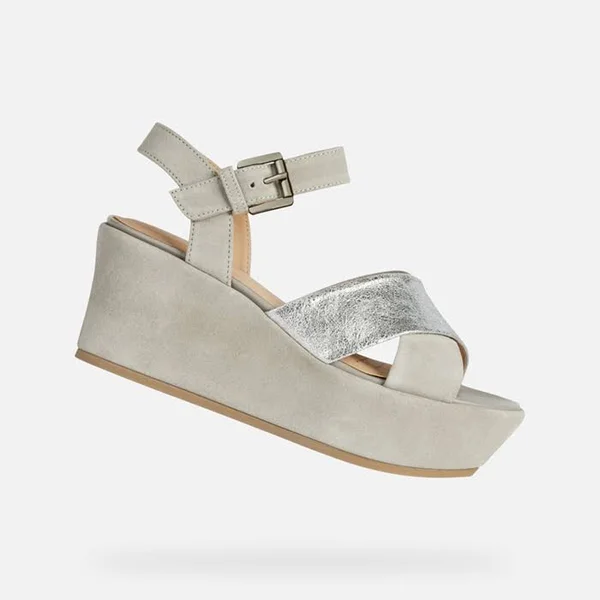 Geox Shoes Zerfie Silver and Light Grey, Size 7