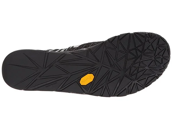 New Balance Minimus 20v7 Black Men's Training Shoes - Size: 8.5