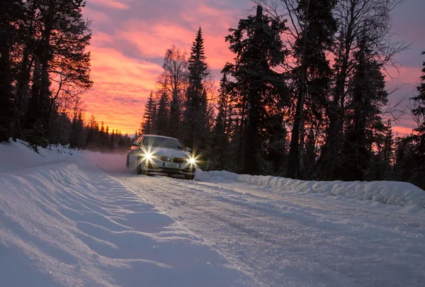 195/60R15 92R XL Nokian Hakkapeliitta R2 Tire