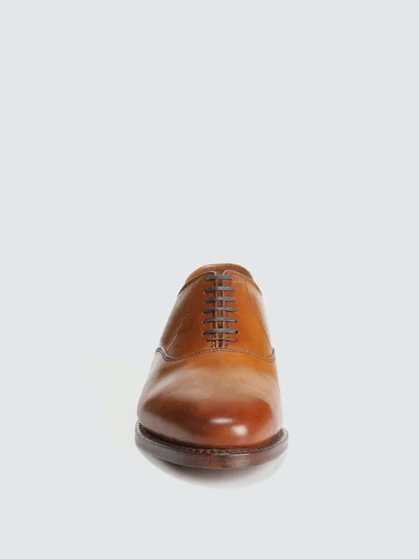 Allen Edmonds Carlyle Plain-Toe Oxford - Walnut