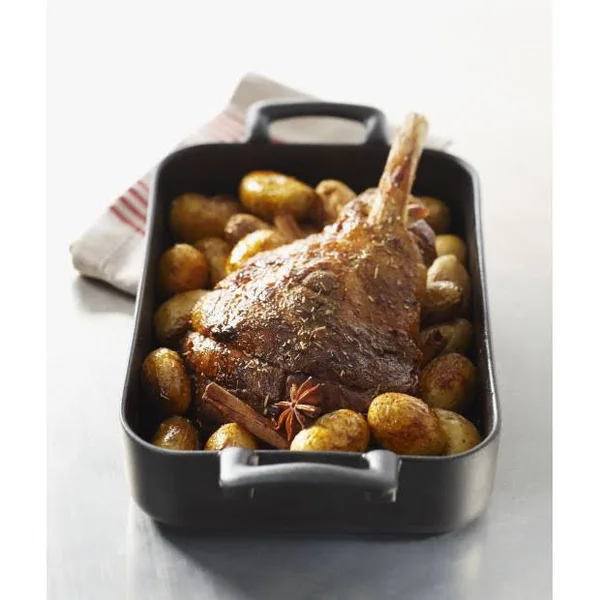 Revol Belle Cuisine 13.5 Roasting Dish; Black