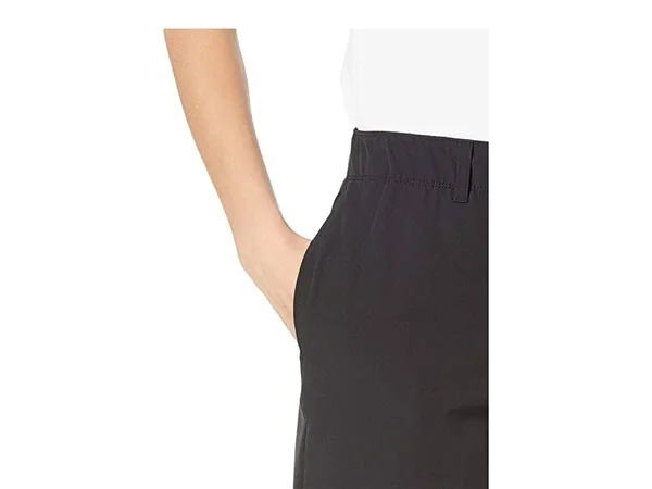 Under Armour Women's Links Shorts - Black, 0