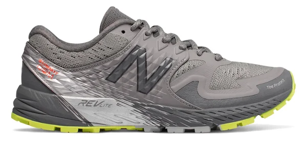 New Balance Summit Q.O.M. Shoe - Women's Trail Running