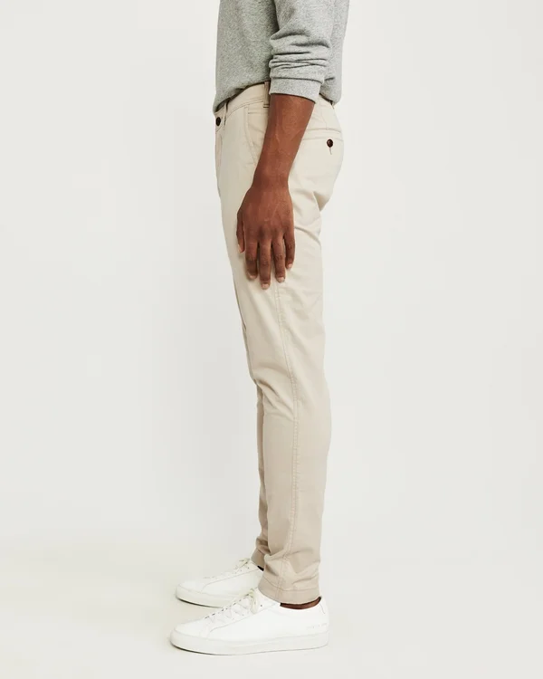 Abercrombie & Fitch Men's Super Skinny Chinos in Light Khaki - Size 32 x 34