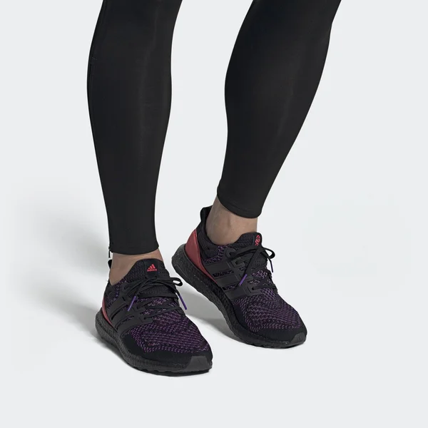 Adidas Ultraboost Shoes Core Black 9.5 - Mens Running Shoes