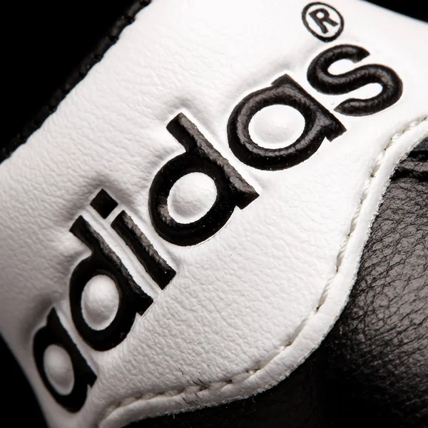 Adidas Kaiser 5 Liga Football Boots (Men)