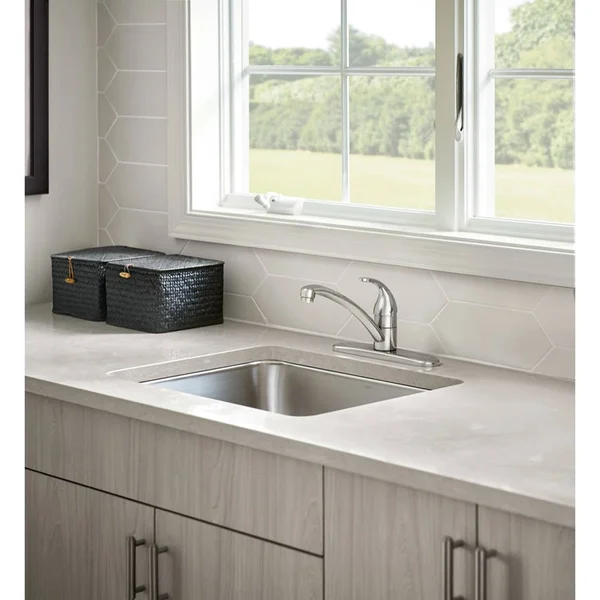Moen 4315156 Adler One Handle Kitchen Faucet - Chrome