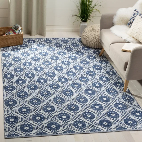 Safavieh Montauk MTK612D Area Rug Orange - Ivory 5& x 8& Rectangle