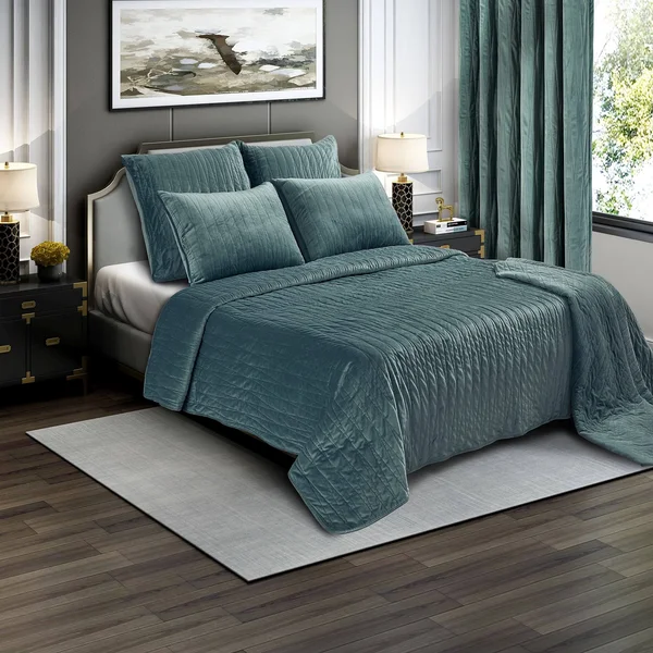 Velvet Quilt Set by Brielle Seafoam, Size King