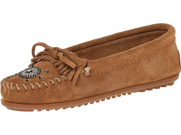 Minnetonka Me to We 7.5 Women's Taupe
