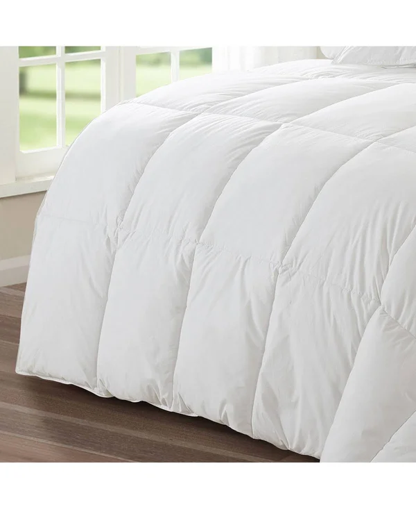 AC Pacific Luxury Goose Down Medium Warmth Comforter - Queen - Medium bei