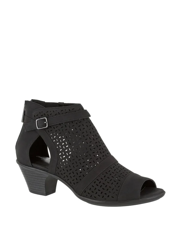 Easy Street Carrigan 7.5 Women's Black