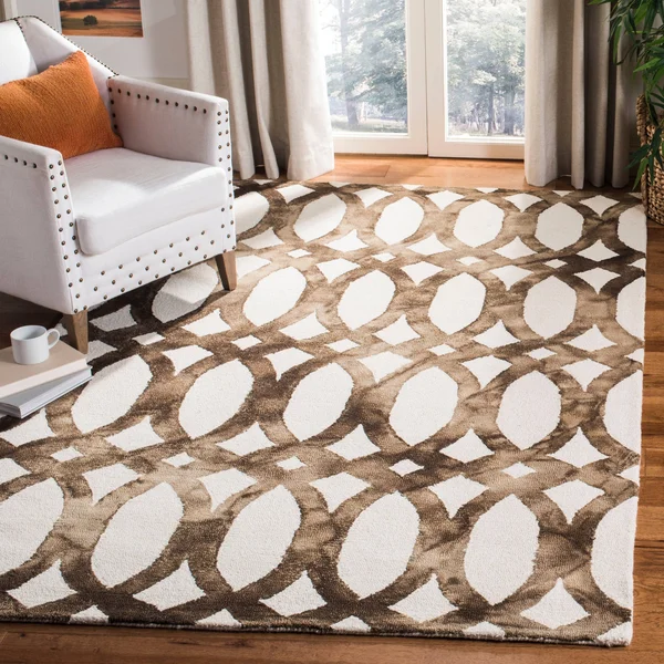Safavieh Dip Dye Ivory/Chocolate Area Rug; 4& x 6&