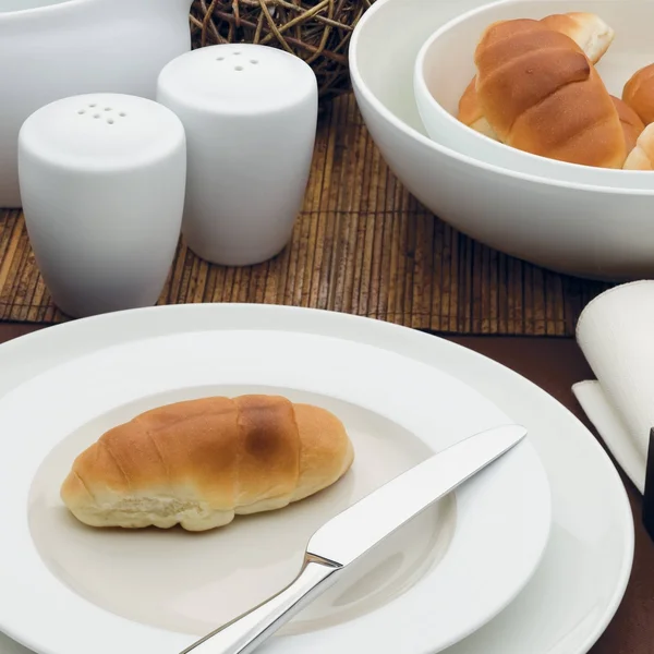 Noritake Colorwave Rim 4-Piece Place Setting - White