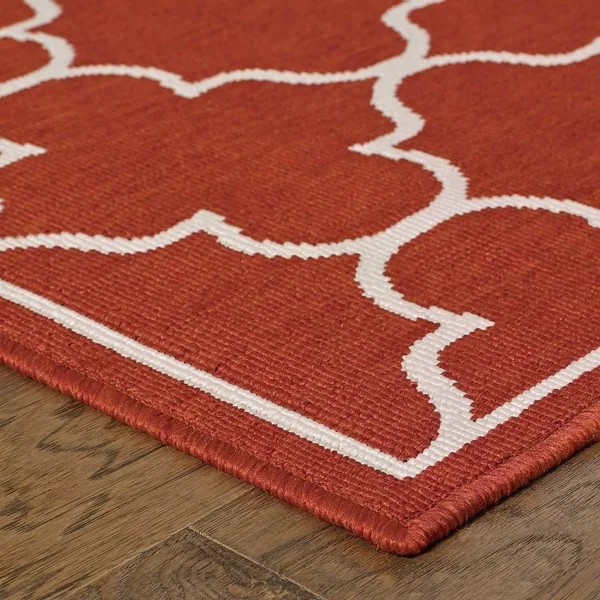 Style Haven Scalloped Lattice Red/ Ivory Indoor Outdoor Rug - 2&3 x 7&6 (2&3x22X7&6x22)
