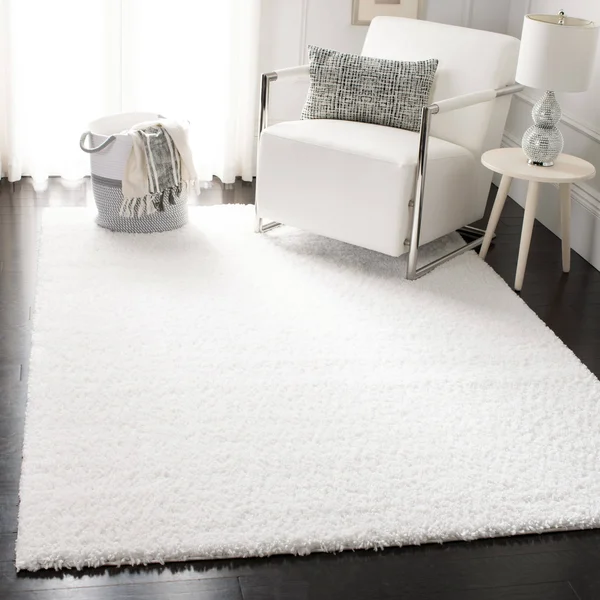 Safavieh August Shag AUG900A 6&7x22 x 6&7x22 Round White Area Rug