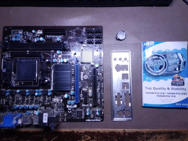 MSI 760GM-P34 (FX) Socket AM3+/ AMD 760G/ DDR3 Micro ATX Motherboard