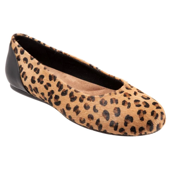 SoftWalk Women's Sonoma Shoes - Extra Wide Black Patent in Size 6.5