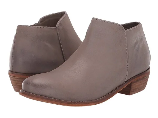 SoftWalk Women's Rocklin Boot, Size: 9.5, Light Grey Leather