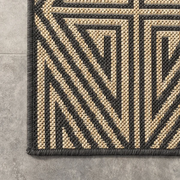 nuLOOM Charcoal Abstract Trellis Harvey Indoor/Outdoor Rug 5&x8&