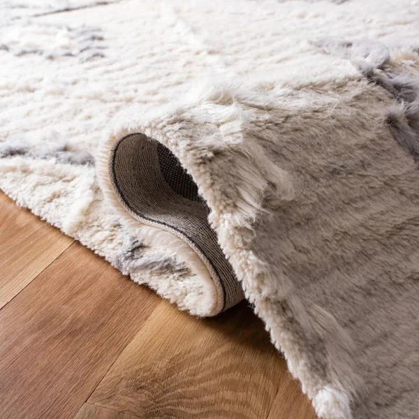 Safavieh Casablanca Rug Collection CSB453A - Ivory, Grey - 6& x 6& Square