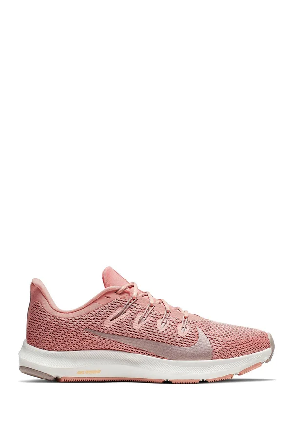 Nike Quest 2 Sneaker Pink